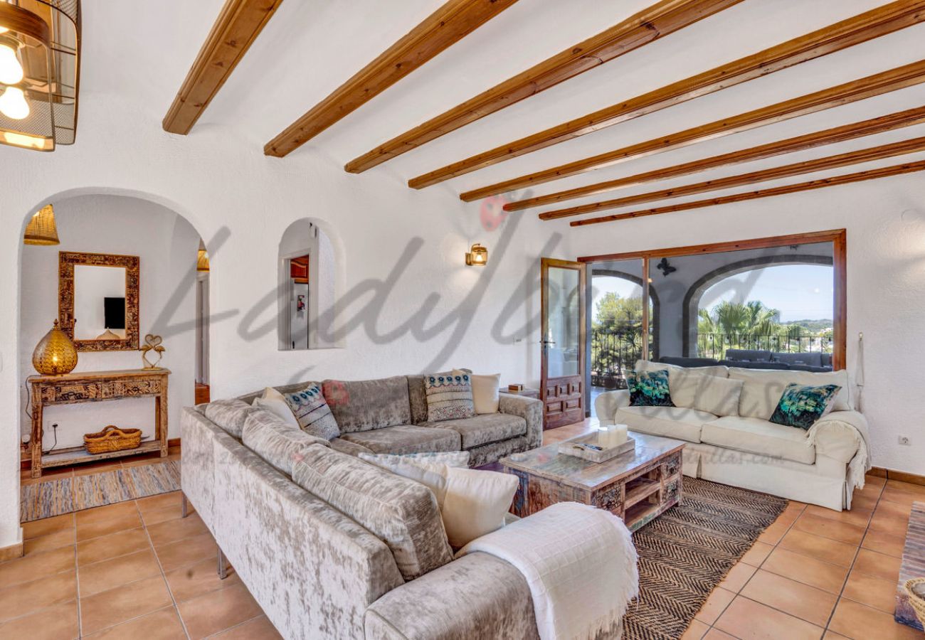 Villa in Javea - LB041 Four bedroom villa with private pool